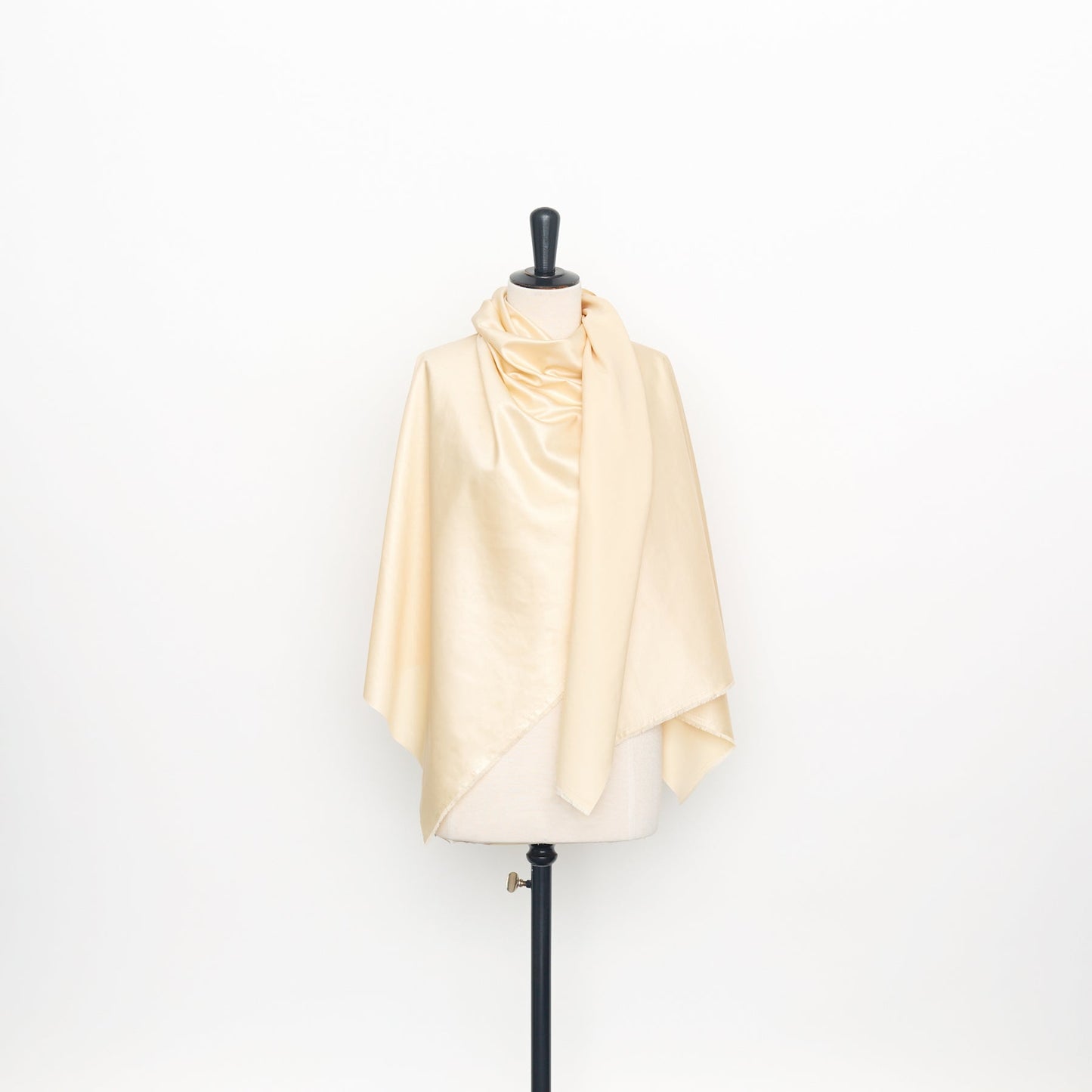 T22A02084 | Pleatable Satin
