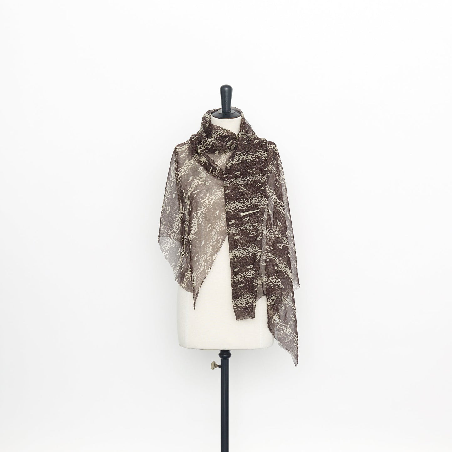 T22A02120 | Snake Print Silk Muslin