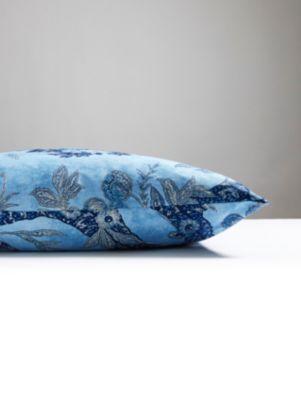 Scalamandre Summerhouse Hill 22 X 22 - Blues Decorative Pillow