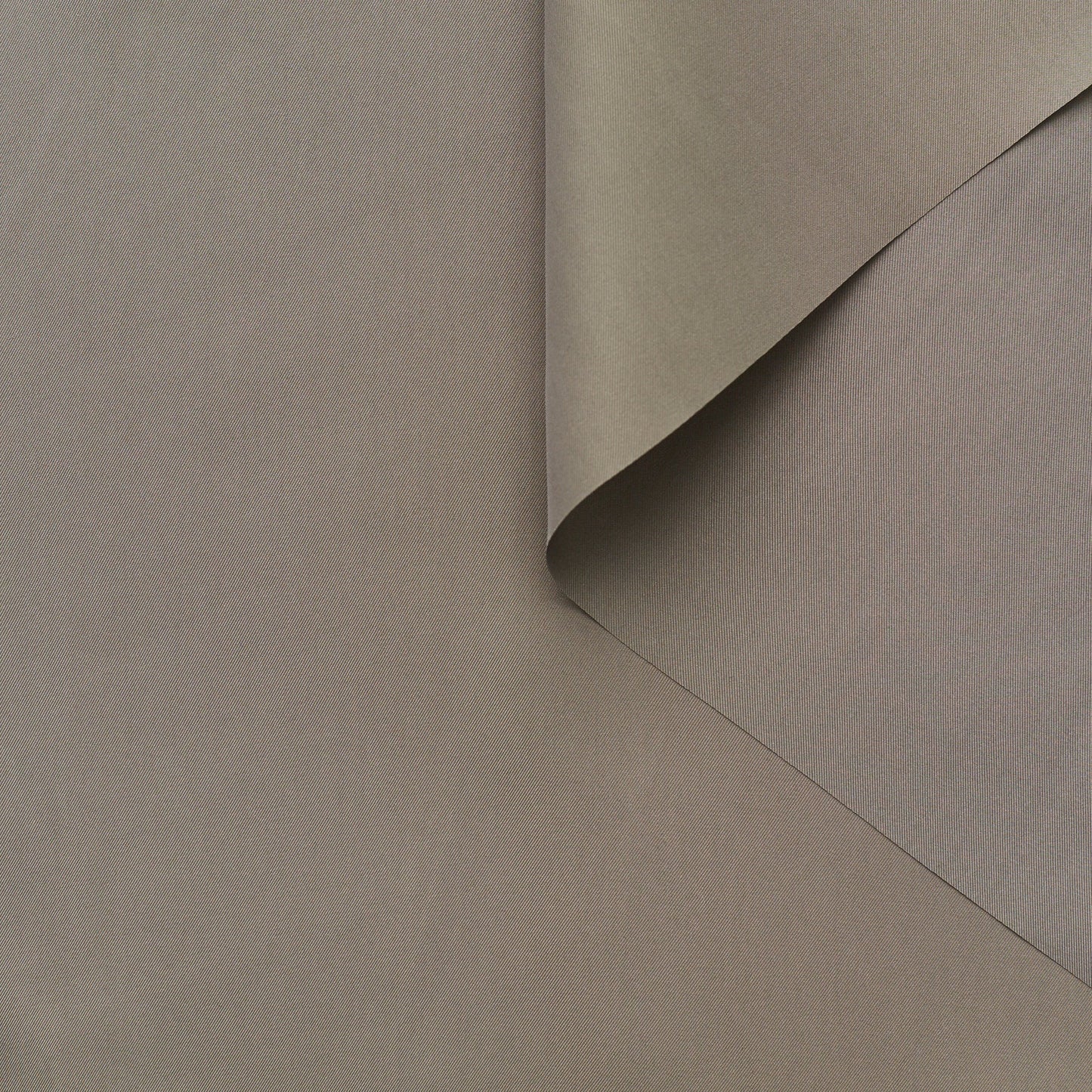 T22A02036 | Viscose & Silk Fluid Twill