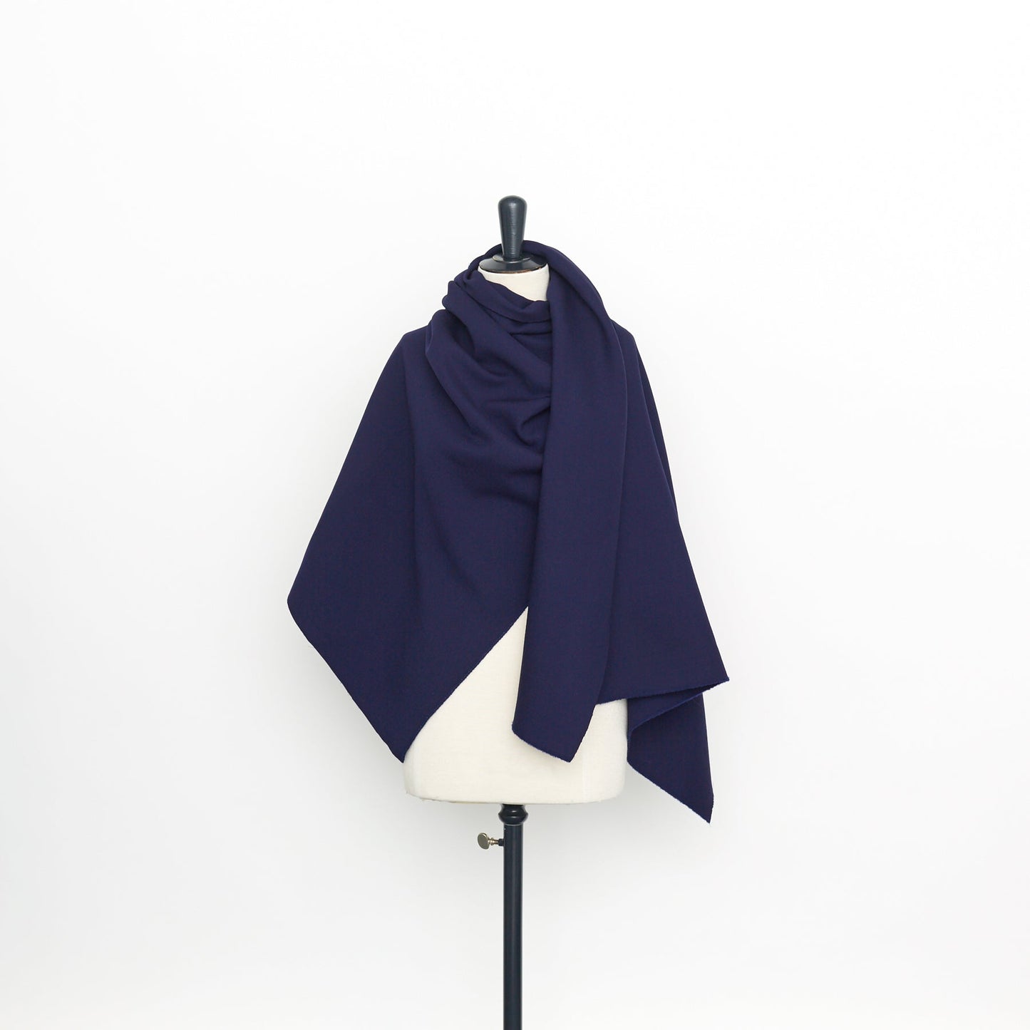 T22A02040 | Splittable Wool Crepe