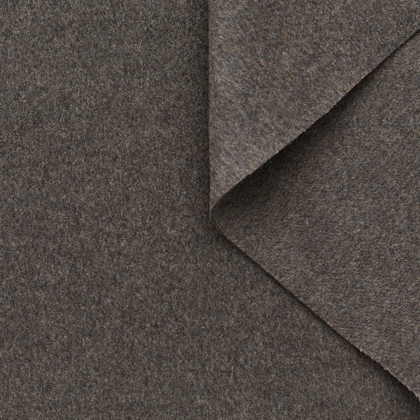 T22A02044 | Splittable Cashmere