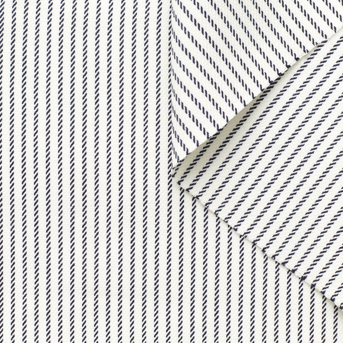 T22A02052 | Splittable Striped Drap
