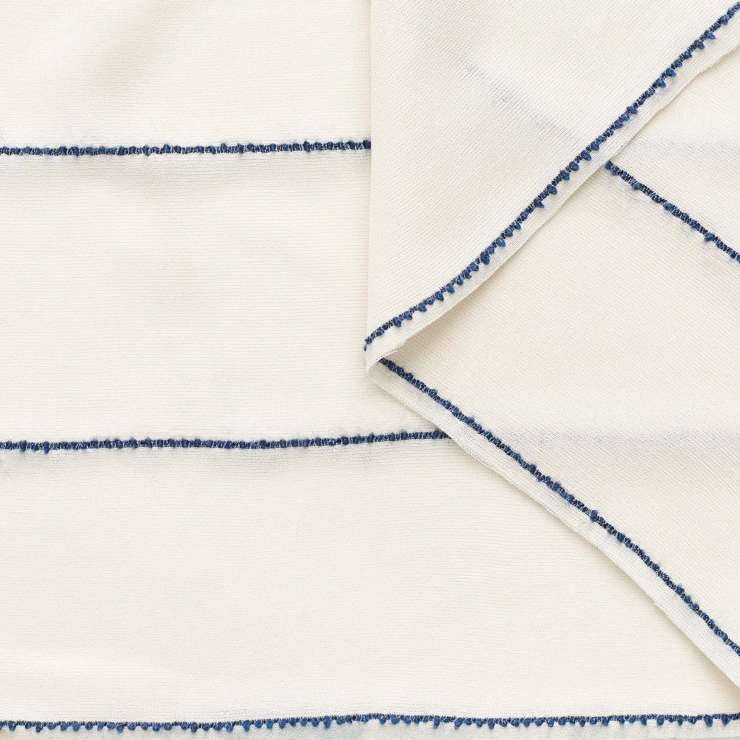 T22A02061 | Textured Stripe Crepe