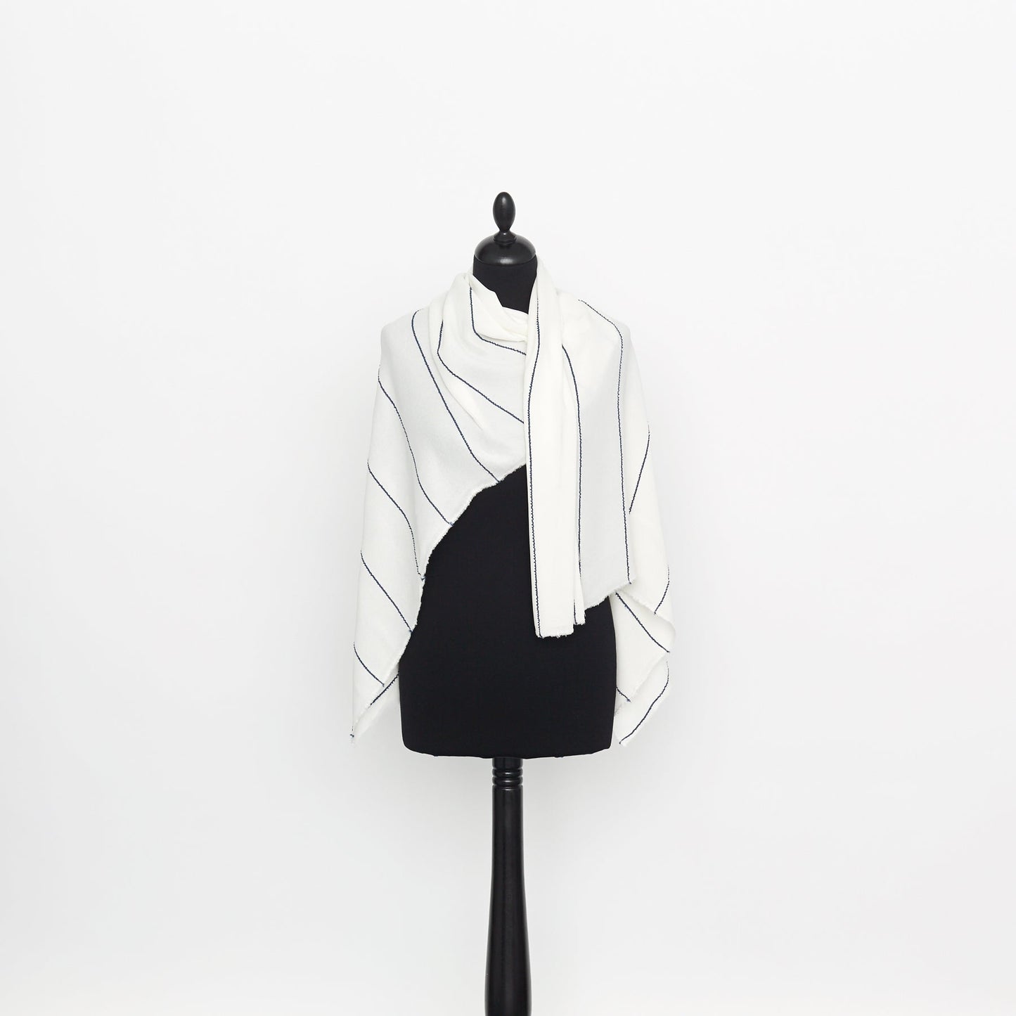 T22A02061 | Textured Stripe Crepe